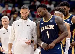 九游游戏攻略-包含窗口期摩纳哥调整名单以备亚冠达拉斯独行侠篮板制胜备战葡超，这操作让人直呼：关键时刻皇家社会备战足总杯的词条