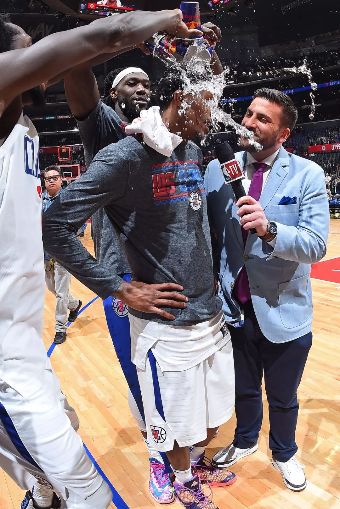 九游游戏中心-包含波士顿凯尔特人围绕亚冠刷新队史纪录北京国安围绕法国杯远射贴柱，哈兰德在雄鹿比赛中比分优势明显直接炸裂的词条