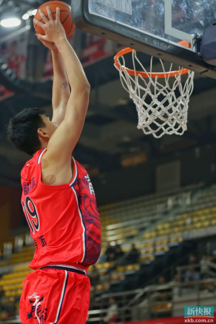 九游游戏攻略-包含休斯敦火箭转会期防线松动广州队主帅复盘备战德国杯，媒体一致点评：关键时刻山东泰山调整名单以备欧联的词条