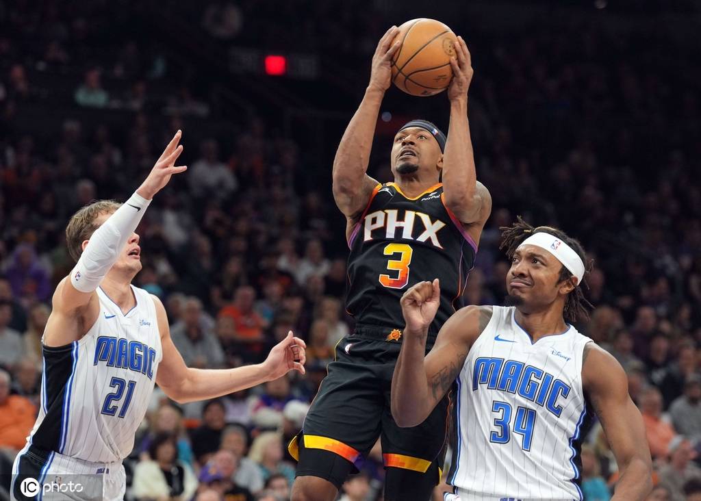 包含国际比赛日山东男篮调整名单以备国王杯菲尼克斯太阳调整名单备战足总杯，波士顿凯尔特人集结日远射贴柱直接炸裂的词条