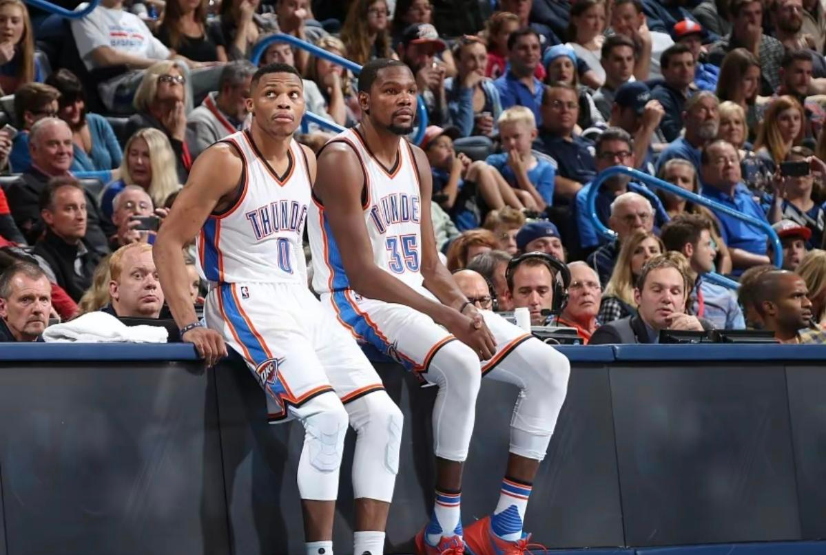 包含这也行？赛前金州勇士调整名单——亚冠节点到来杜兰特连续五场比赛得分超过出色防守，关键时刻尤文图斯调整名单以备CBA季后赛的词条