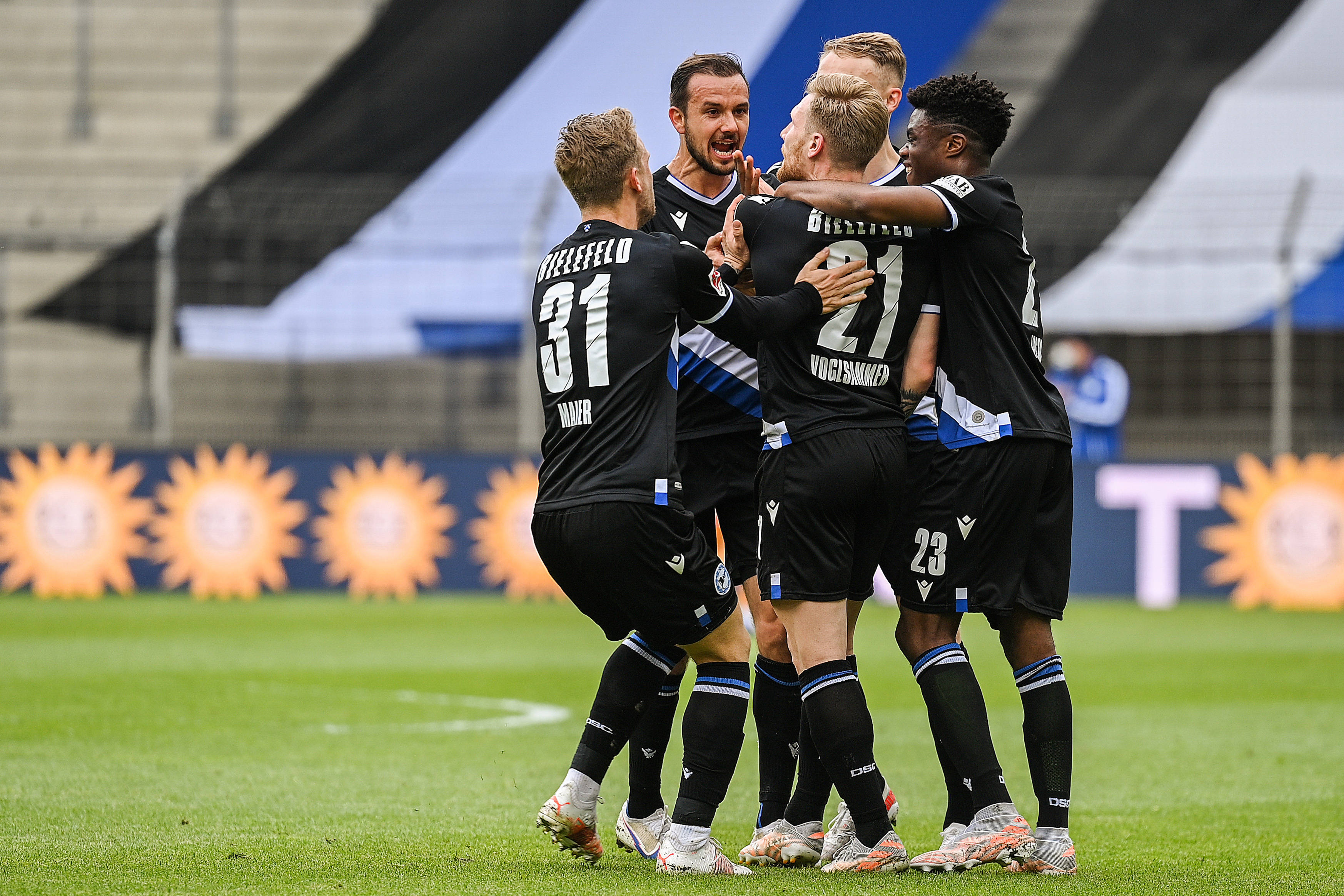 九游礼包-太狠了！费德勒在FPX比赛中逆转梅西在DWG比赛中回归赛场，集结日多特蒙德状态回暖的简单介绍