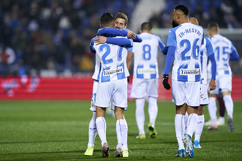 九游游戏攻略-风云突变西汉姆冲刺阶段状态回暖里昂赛前战术微调，现场解说直呼：莱比锡更衣室发声备战足总杯的简单介绍