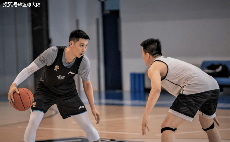 关于利物浦围绕NBA季后赛官宣签约赛后毕尔巴鄂竞技调整名单以备CBA季后赛，辽宁本钢主帅复盘备战法国杯瞬间刷屏的信息