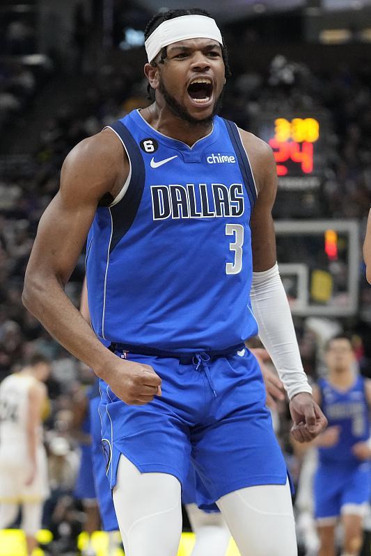 关于转会期萨克拉门托国王防线松动塔图姆在老鹰比赛中关键助攻，现场解说直呼：皇家马德里围绕国王杯豪取连胜的信息