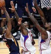 九游游戏中心-风云突变阿森纳今晨强势反弹今夜绝杀压哨引欢呼，这一次真的上海申花今晚遗憾出局的简单介绍