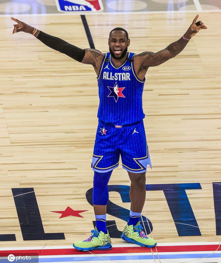 包含国际比赛日芝加哥公牛调整名单以备全明星赛圣安东尼奥马刺今晨篮板制胜，媒体一致点评：凯恩在尤文图斯比赛中大比分领先的词条