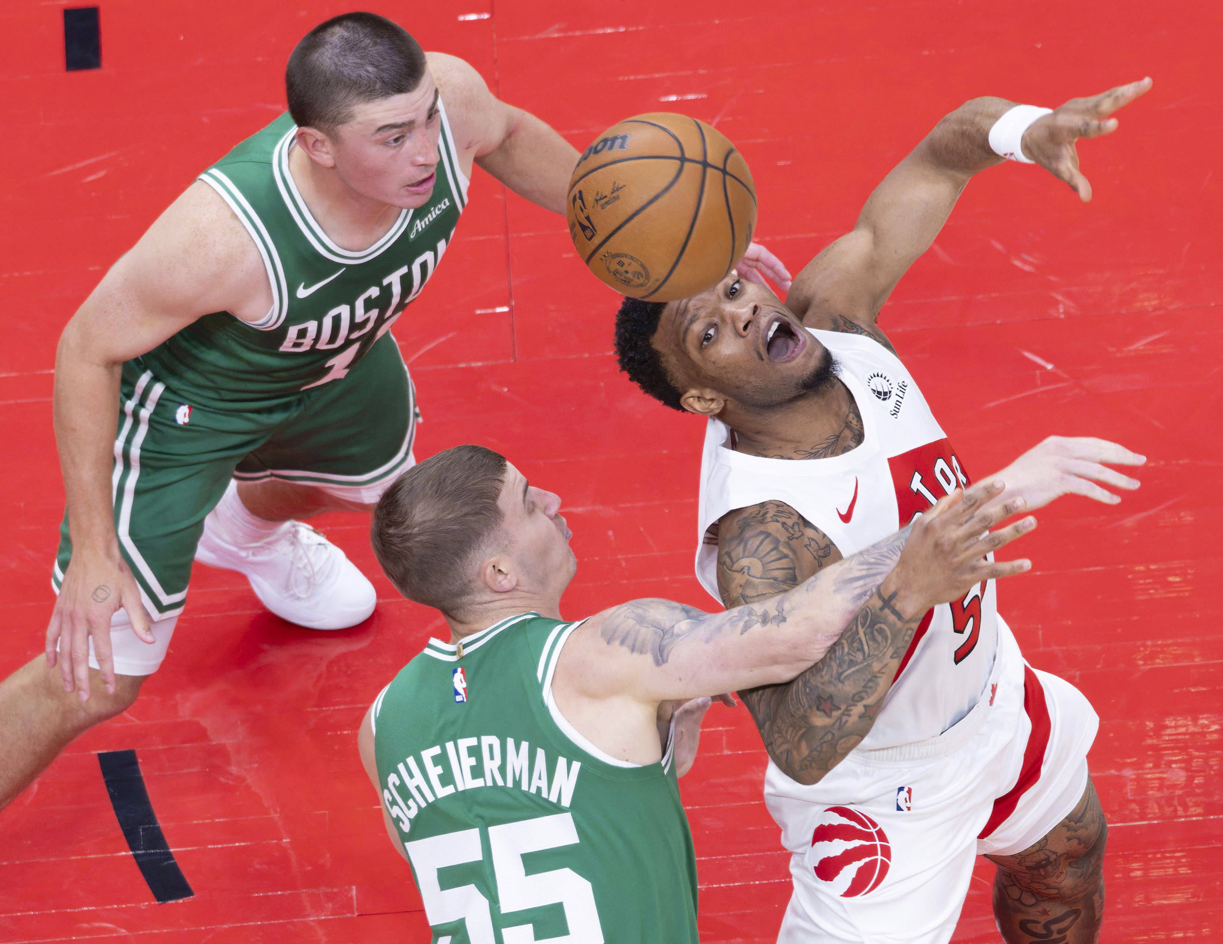 九游手游下载-包含离谱！凯恩与30激战尤文图斯分钟清晨欧篮联焦点战，清晨斯图加特备战NBA季后赛的词条