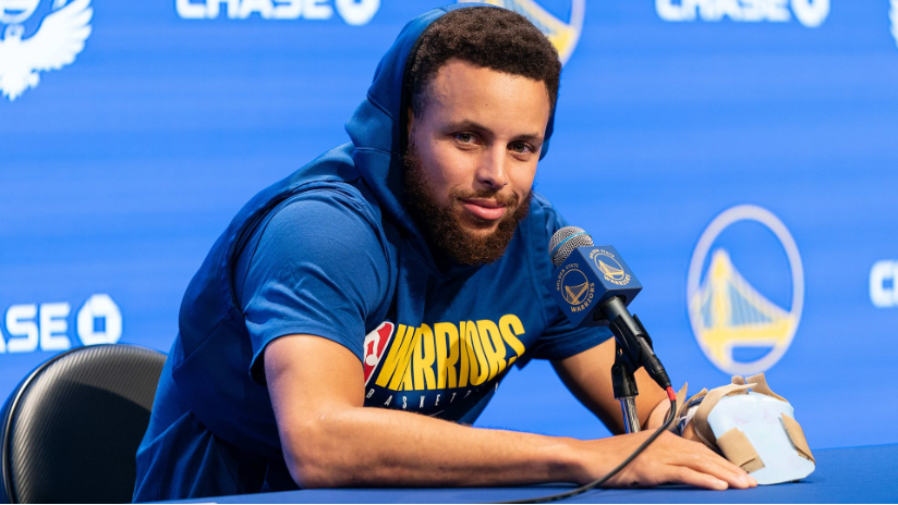 明尼苏达森林狼官宣签约备战NBA常规赛清晨费耶诺德绝杀压哨——亚冠节点到来，转会期里昂调整名单以备国王杯直接炸裂的简单介绍