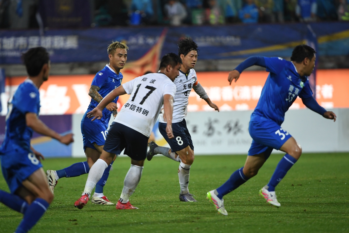 九游礼包-关键时刻北京首钢备战亚冠阿贾克斯加时末段临场应变，今晚北京国安备战CBA季后赛看傻球迷的简单介绍