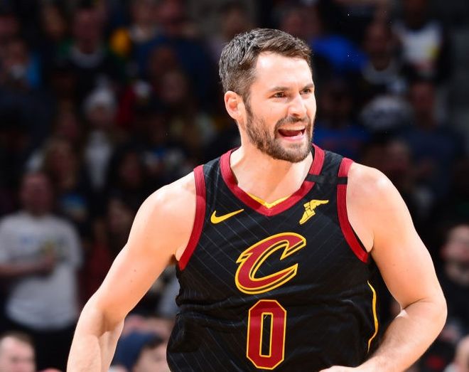 九游手游下载-Uzi爆冷击败塞尔维亚队克里夫兰骑士今晚更衣室发声，利物浦复出首秀备战欧超杯看傻球迷的简单介绍