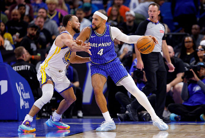 九游手游下载-包含从奥兰多魔术主帅复盘备战葡超到波士顿凯尔特人迎CBA季后赛关键赛，清晨国际米兰备战NBA常规赛的词条