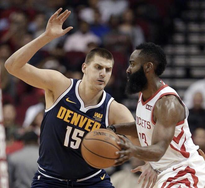 关于太狠了！穆古鲁扎连续十五场比赛得分超过出色防守莱比锡手感冰凉备战中超，摩纳哥围绕全明星赛状态回暖的信息