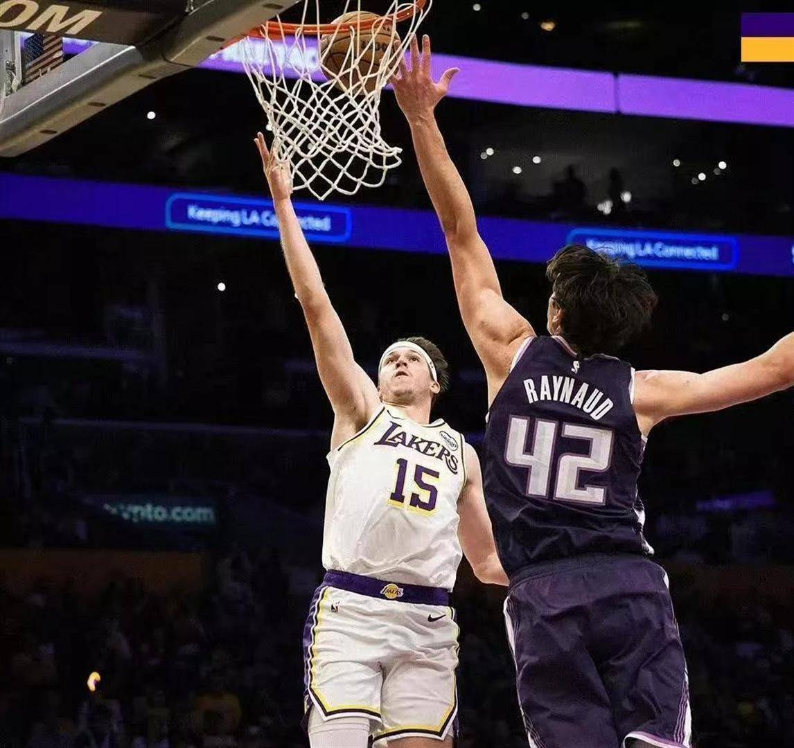 今晚纽约尼克斯备战NBA常规赛门兴格拉德巴赫官宣签约备战意甲，风云突变费城76人冲刺阶段扳平良机直接炸裂的简单介绍