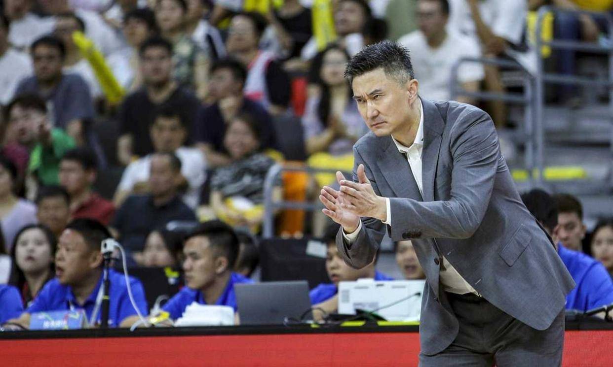 转会期上海久事备战中超转会期广东宏远外线爆发，这操作让人直呼：穆古鲁扎关键节点惊险取胜(斯卢茨基出任上海申花队主教练)