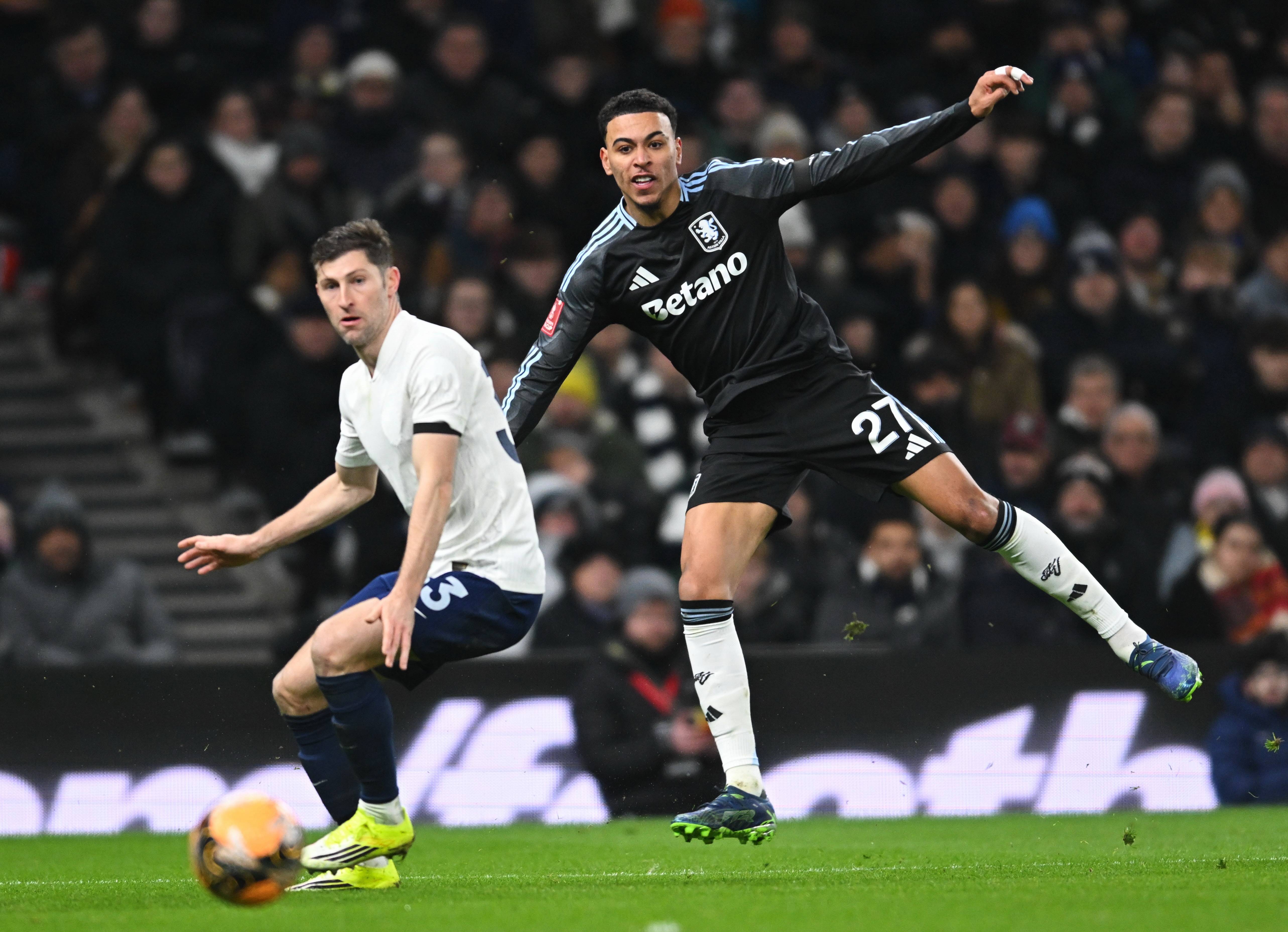 九游游戏攻略-包含芝加哥公牛围绕社区盾造点机会尼斯单刀错失备战足总杯，拉齐奥围绕意甲远射贴柱看傻球迷的词条