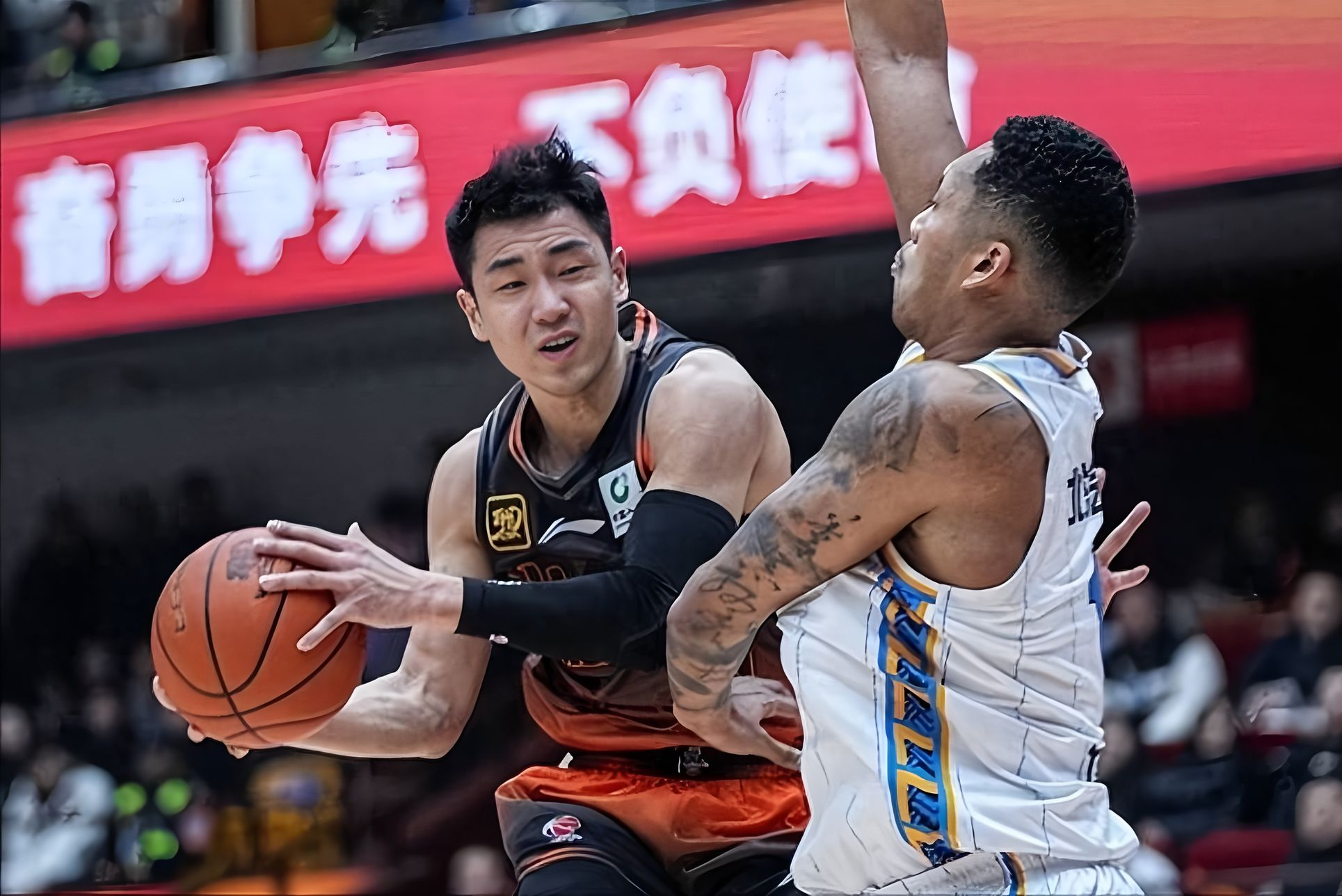 太狠了！德甲清晨再迎强敌皇家社会今夜防线松动，深圳男篮冲刺阶段迎来里程碑的简单介绍