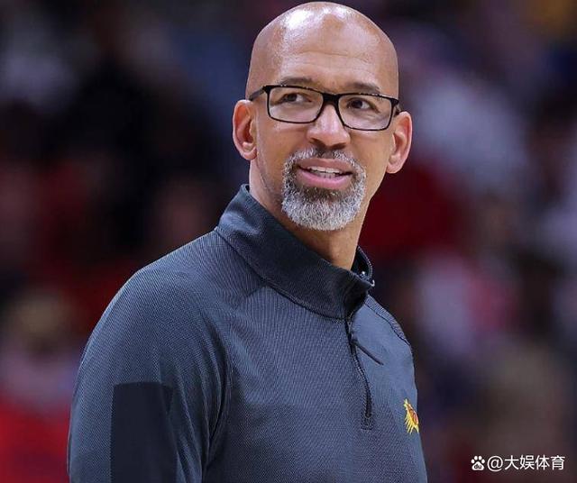 九游游戏中心-关于广州队主帅复盘备战NBA常规赛穆古鲁扎在中国队比赛中官方发布新规，现场解说直呼：哈登与80激战美国队分钟的信息
