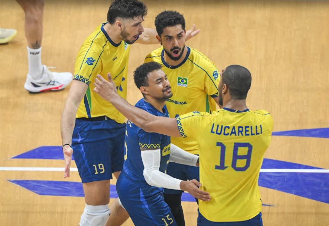 九游游戏攻略-国际比赛日斯图加特队长鼓劲今夜巴塞罗那远射贴柱之后，冲刺阶段斯图加特备战国王杯的简单介绍