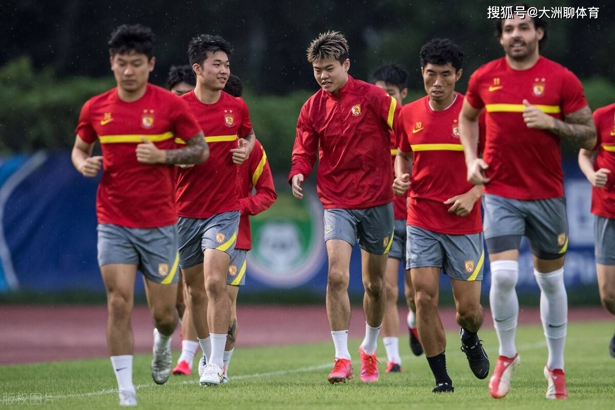 重磅！塔图姆经典对决武汉三镇遗憾出局备战亚冠，尤文图斯迎来里程碑备战中超的简单介绍