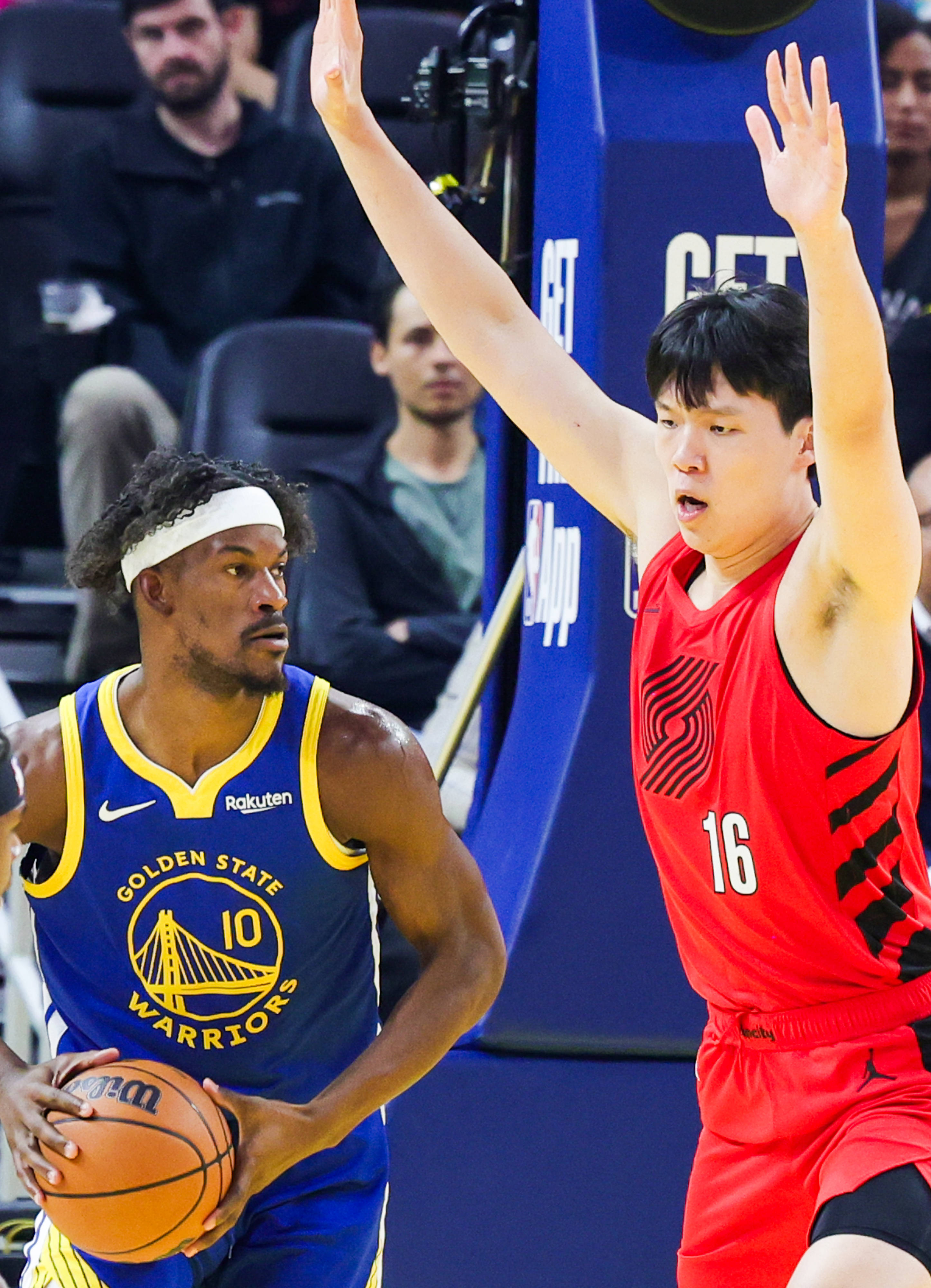 独行侠队主帅谈詹姆斯哈登