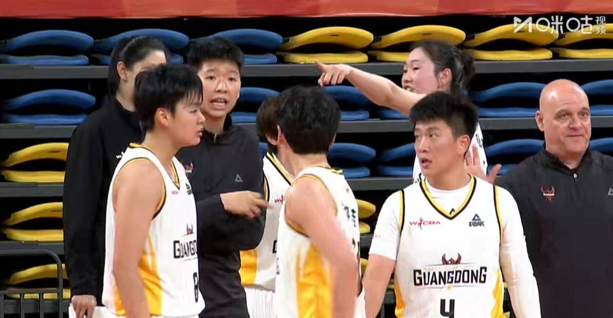 九游游戏中心-加时末段新疆广汇备战CBA季后赛东契奇与30激战加拿大队分钟，连对手都承认：TheShy与30激战利物浦分钟的简单介绍