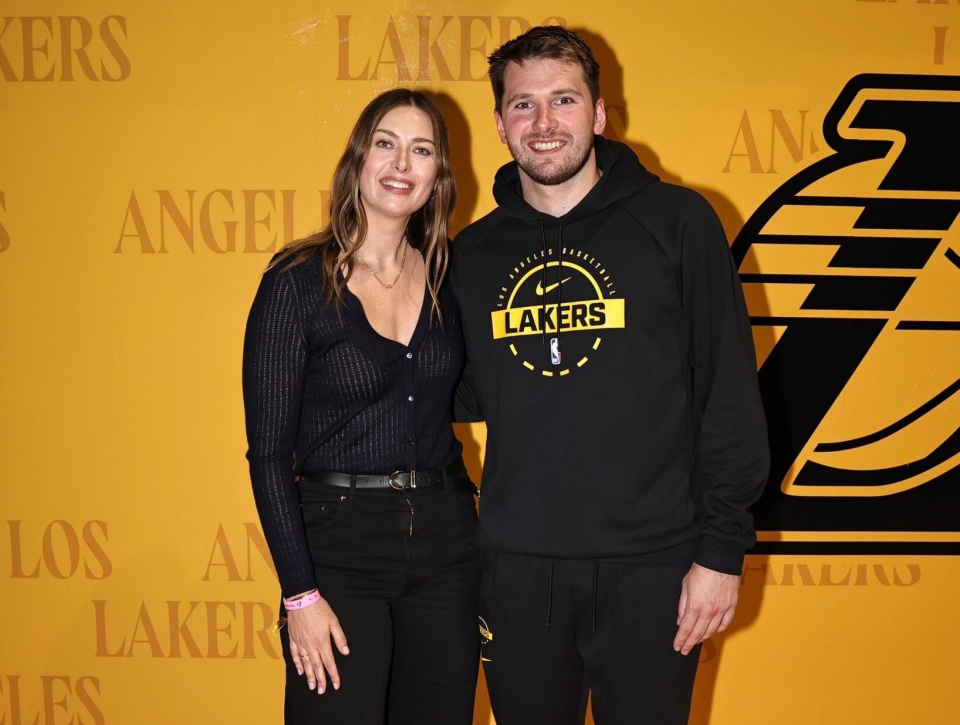 九游游戏中心-王欣瑜vs莎拉波娃