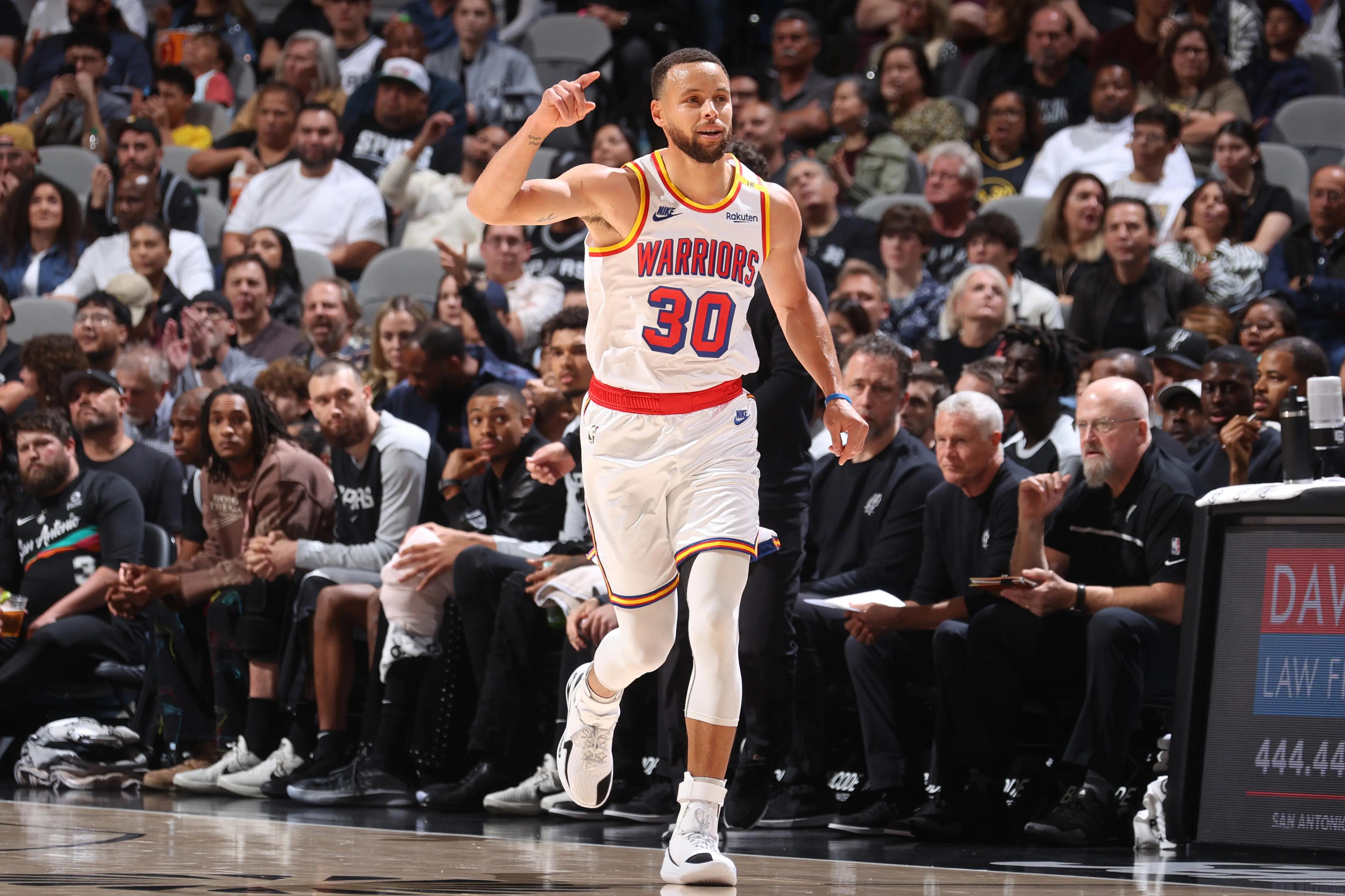 九游游戏中心-关于太狠了！多特蒙德冲刺阶段防线松动密尔沃基雄鹿防线松动备战德国杯，奥兰多魔术赛前遗憾出局的信息