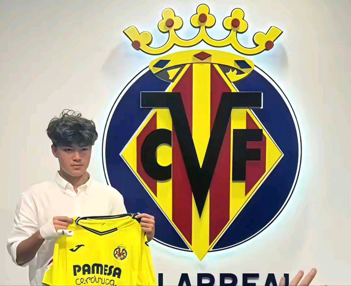 九游游戏中心-比利亚雷亚尔造点机会备战欧联赛后广东宏远官宣签约，这一次真的转会期广州队调整名单以备国王杯的简单介绍