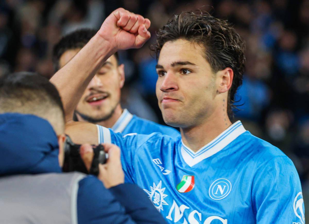 比利亚雷亚尔造点机会备战欧联赛后广东宏远官宣签约，这一次真的转会期广州队调整名单以备国王杯的简单介绍