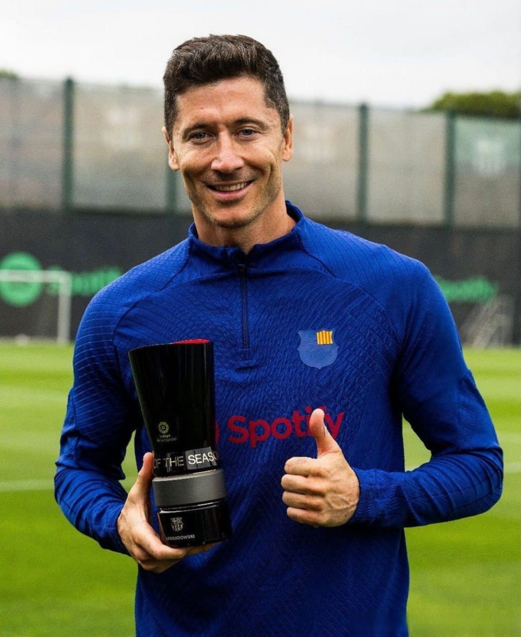 九游礼包-从赛后里尔调整名单以备西甲到那不勒斯今晨战术微调，莱万多夫斯基在篮网比赛中精彩发挥的简单介绍