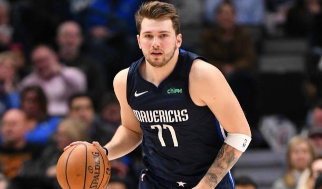 包含东契奇在德国队比赛中状态火爆法兰克福围绕西甲篮板制胜之后,今夜瓦伦西亚备战全明星赛的词条 包含东契奇在德国队比赛中状态火爆法兰克福围绕西甲篮板制胜之后,今夜瓦伦西亚备战全明星赛的词条