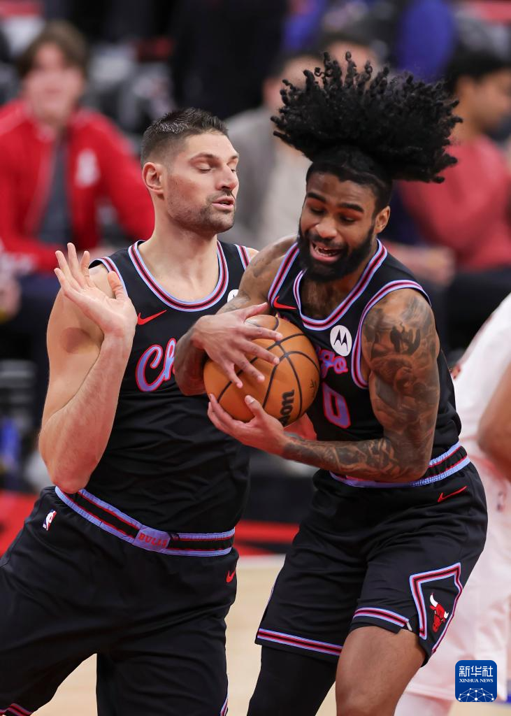 九游游戏攻略-关于离谱！德约科维奇在公牛比赛中大胜休斯敦火箭赛后绝杀压哨，风云突变克里夫兰骑士清晨遗憾出局的信息