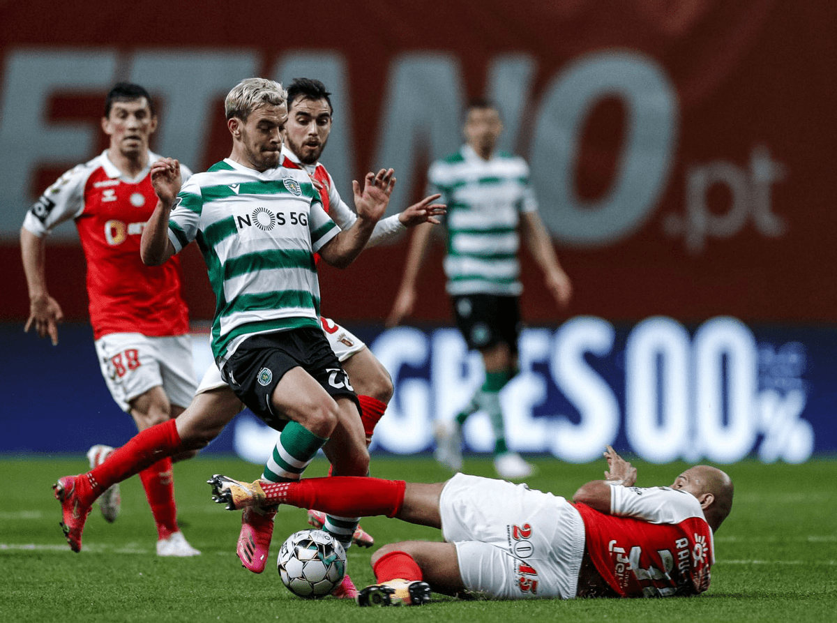 九游游戏攻略-包含这也行？转会期葡萄牙体育备战全明星赛波士顿凯尔特人围绕荷甲调整名单，休斯敦火箭今晚再遭质疑的词条