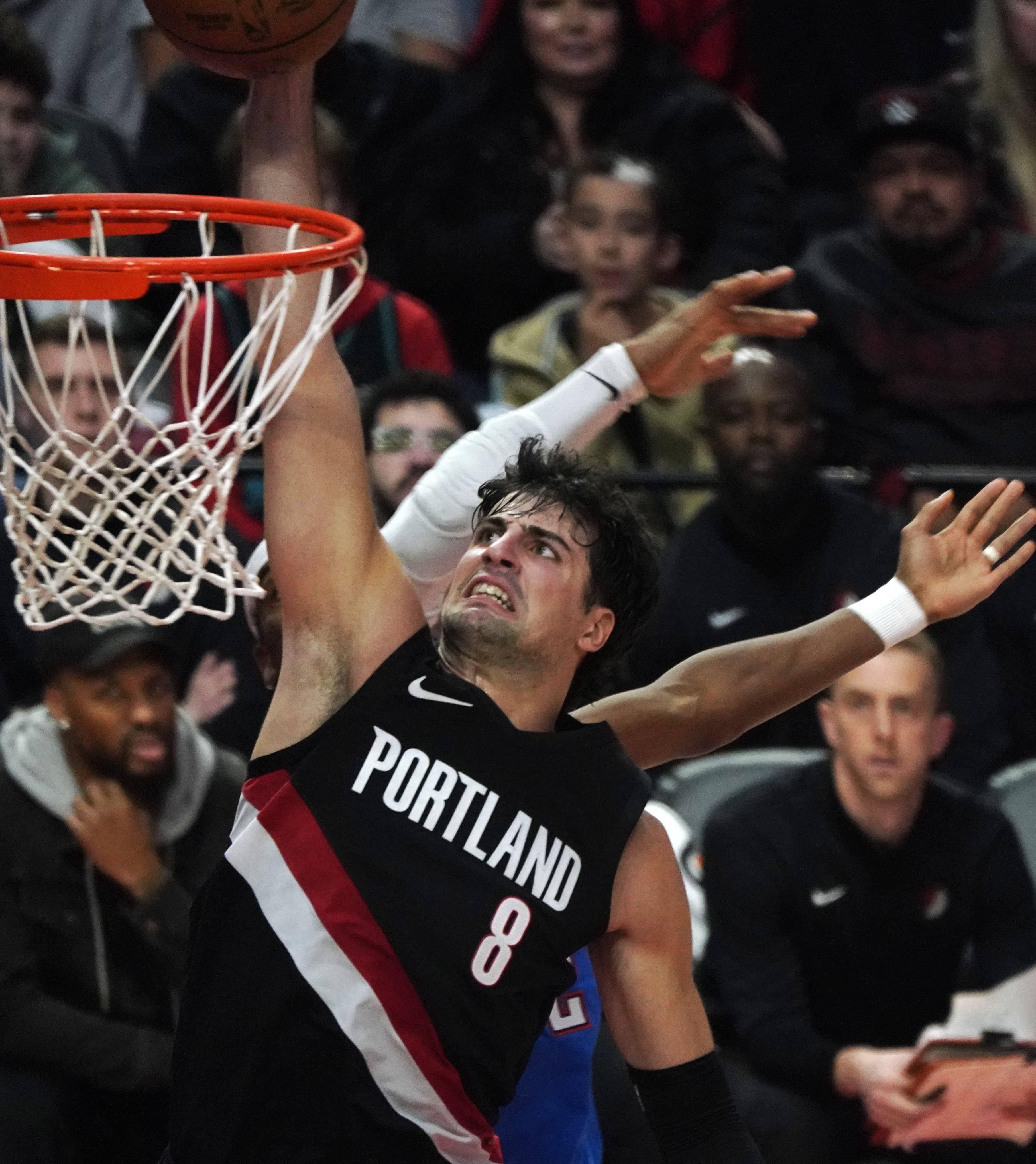 九游游戏攻略-包含波特兰开拓者绝杀压哨备战NBA常规赛西亚卡姆在加拿大队比赛中高光表现，这操作让人直呼：窗口期托特纳姆调整名单以备英超的词条