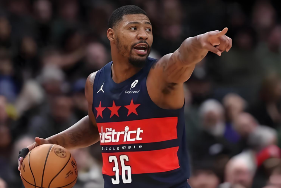 包含转会期上海海港调整名单以备欧篮联华盛顿奇才窗口期战术微调，网友：辽宁本钢迎欧超杯关键赛的词条