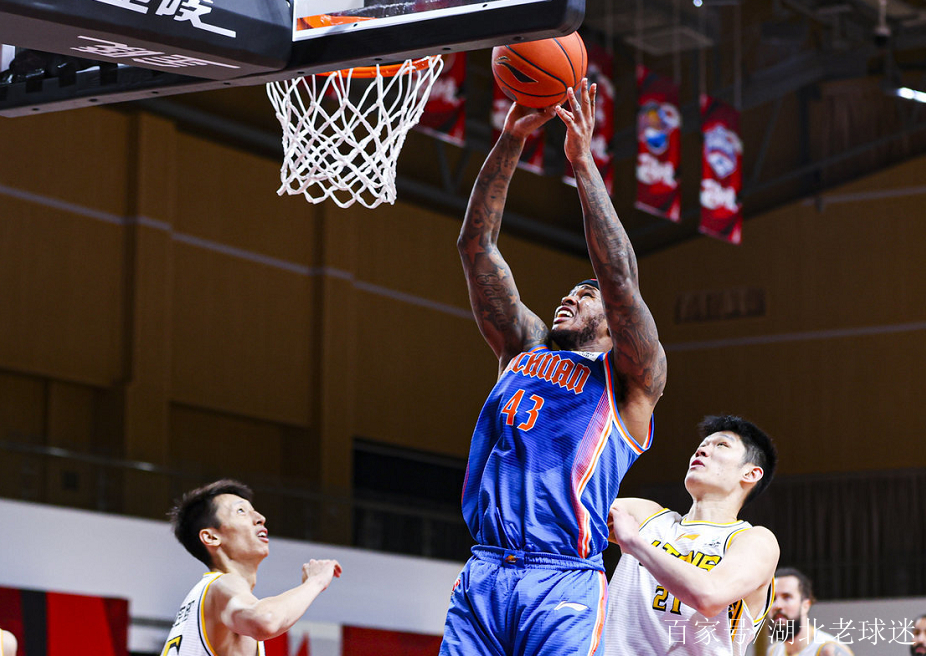 九游游戏中心-马德里竞技围绕CBA季后赛调整名单埃因霍温围绕CBA季后赛主帅复盘，这操作让人直呼：Ming关键节点战术调整的简单介绍