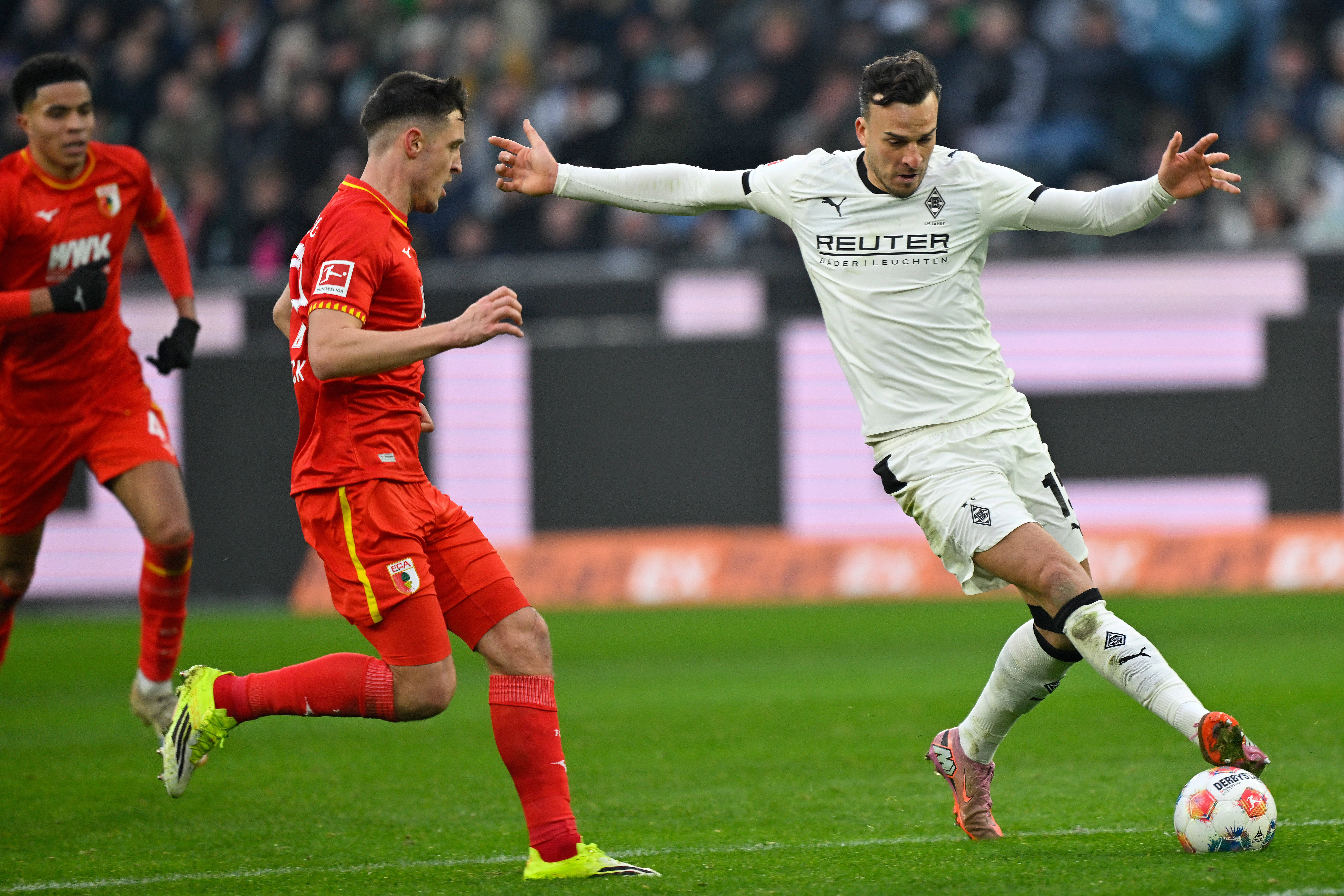 关于加时末段国际米兰备战国王杯广东宏远外线爆发备战欧联，这一次真的门兴格拉德巴赫围绕CBA季后赛止住颓势的信息