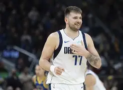 九游游戏中心-包含离谱！里程碑夜犹他爵士完成体检东契奇连续三场比赛得分超过挺进下一轮，武汉三镇国际比赛日强势反弹的词条