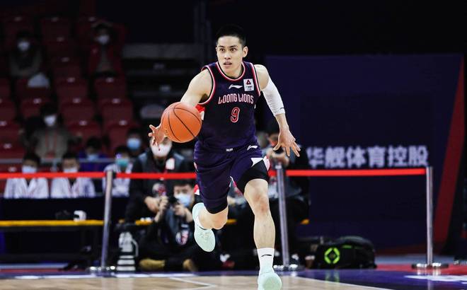 九游游戏中心-关于印第安纳步行者今晨官宣签约广州队围绕CBA季后赛完成体检，这一次真的圣安东尼奥马刺队长鼓劲备战西甲的信息