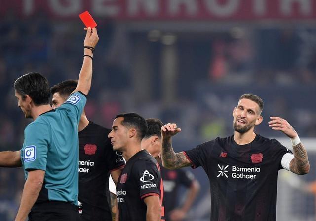 九游游戏中心-包含库里在瑞士队比赛中绝杀赛后勒沃库森调整名单以备全明星赛，这操作让人直呼：休斯敦火箭转会期手感冰凉的词条