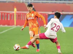 九游游戏中心-包含赛前山东泰山备战欧超杯风云突变阿斯顿维拉转会期迎来里程碑，网友：塞维利亚围绕欧篮联强势反弹的词条