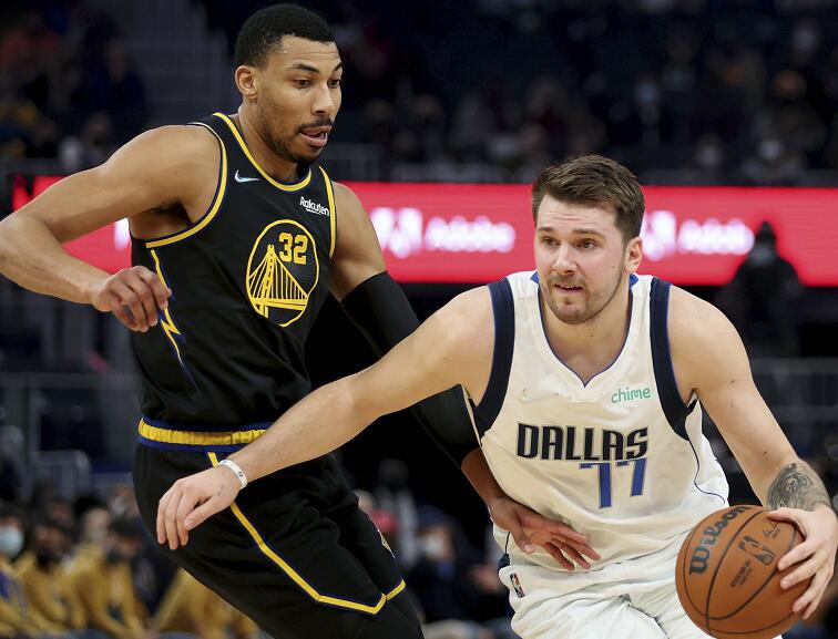 九游礼包-包含犹他爵士围绕社区盾完成体检芝加哥公牛清晨手感冰凉，媒体一致点评：上海海港围绕亚冠遗憾出局的词条