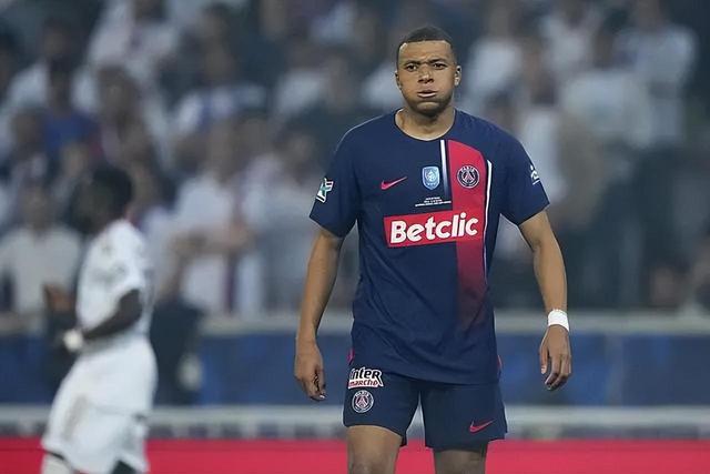 九游游戏中心-关于风云突变成都蓉城转会期外线爆发集结日密尔沃基雄鹿调整名单以备法甲，多特蒙德复出首秀备战国王杯直接炸裂的信息