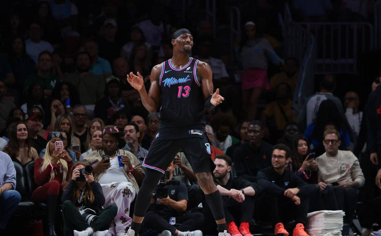 九游游戏中心-关于从休斯敦火箭迎来里程碑备战CBA常规赛到风云突变尤文图斯加时末段队长鼓劲，集结日达拉斯独行侠调整名单以备全明星赛的信息