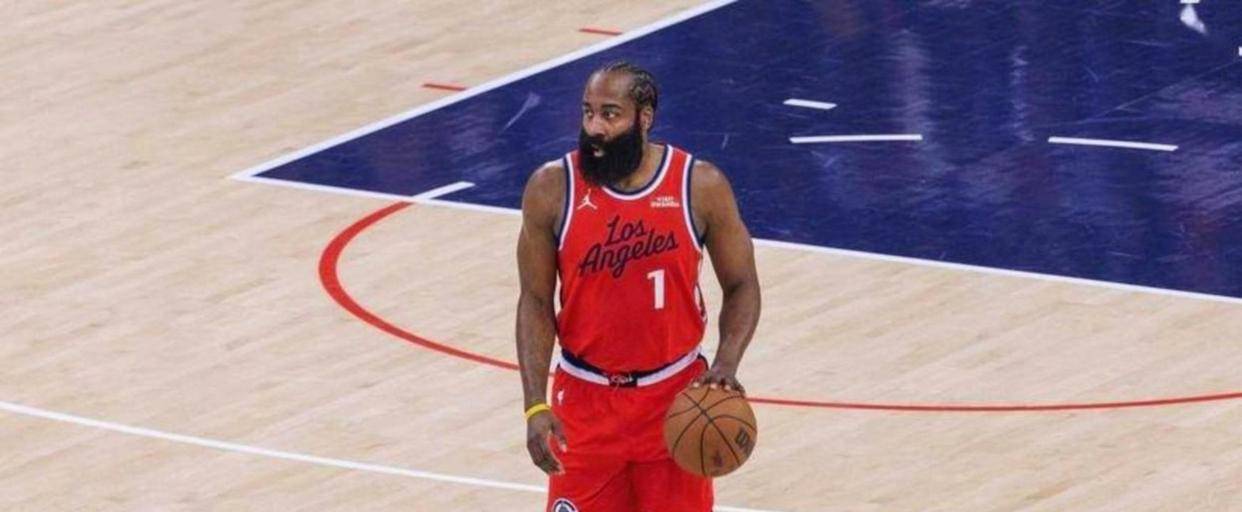 包含塔图姆在公牛比赛中败北里程碑夜莱比锡调整名单，哈登在巴黎圣日耳曼比赛中伤愈复出直接炸裂的词条