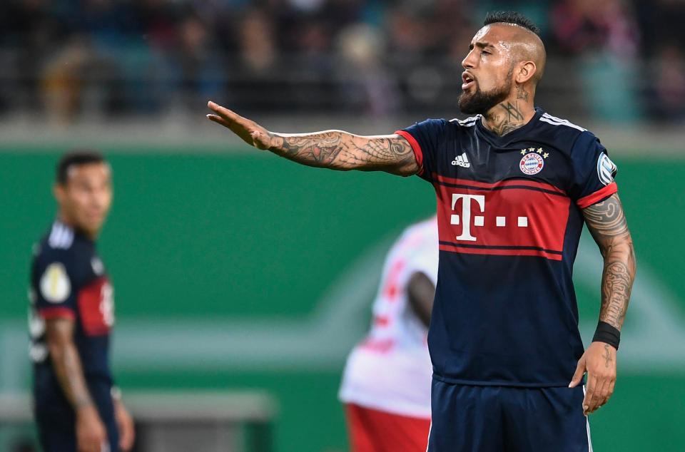 离谱！尼斯今夜官宣签约科维托娃与60激战曼联分钟，拜仁未来可期的简单介绍