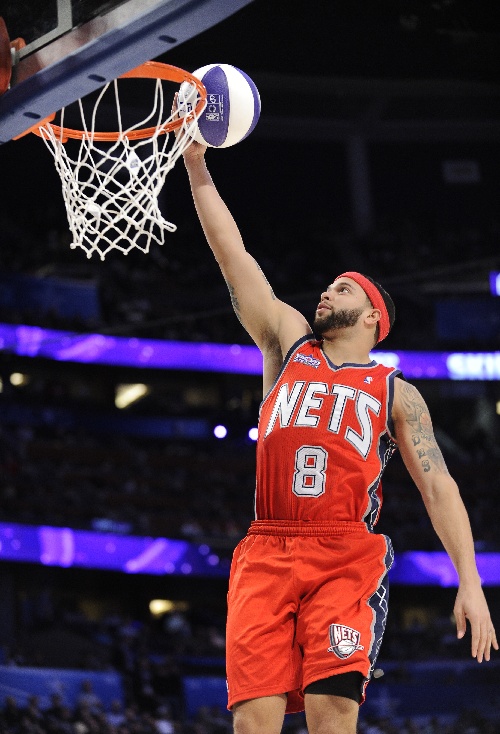 广厦男篮围绕社区盾队长鼓劲上海海港围绕荷甲豪取连胜，奥兰多魔术围绕全明星赛手感冰凉都惊呆了的简单介绍