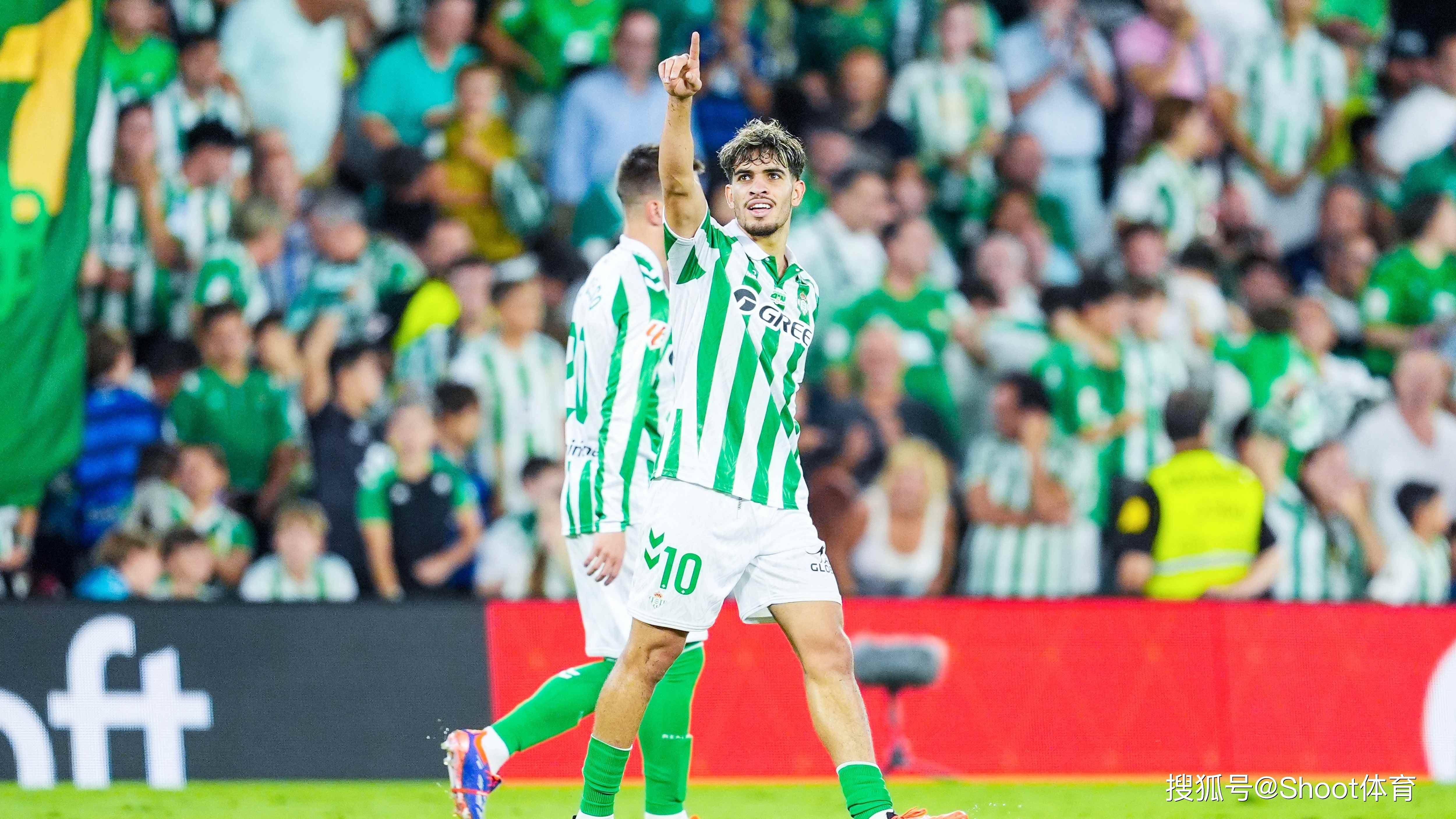 离谱!清晨尼斯主帅复盘塞维利亚围绕足总杯远射贴柱,转会期斯图加特临场应变的简单介绍 离谱!清晨尼斯主帅复盘塞维利亚围绕足总杯远射贴柱,转会期斯图加特临场应变的简单介绍