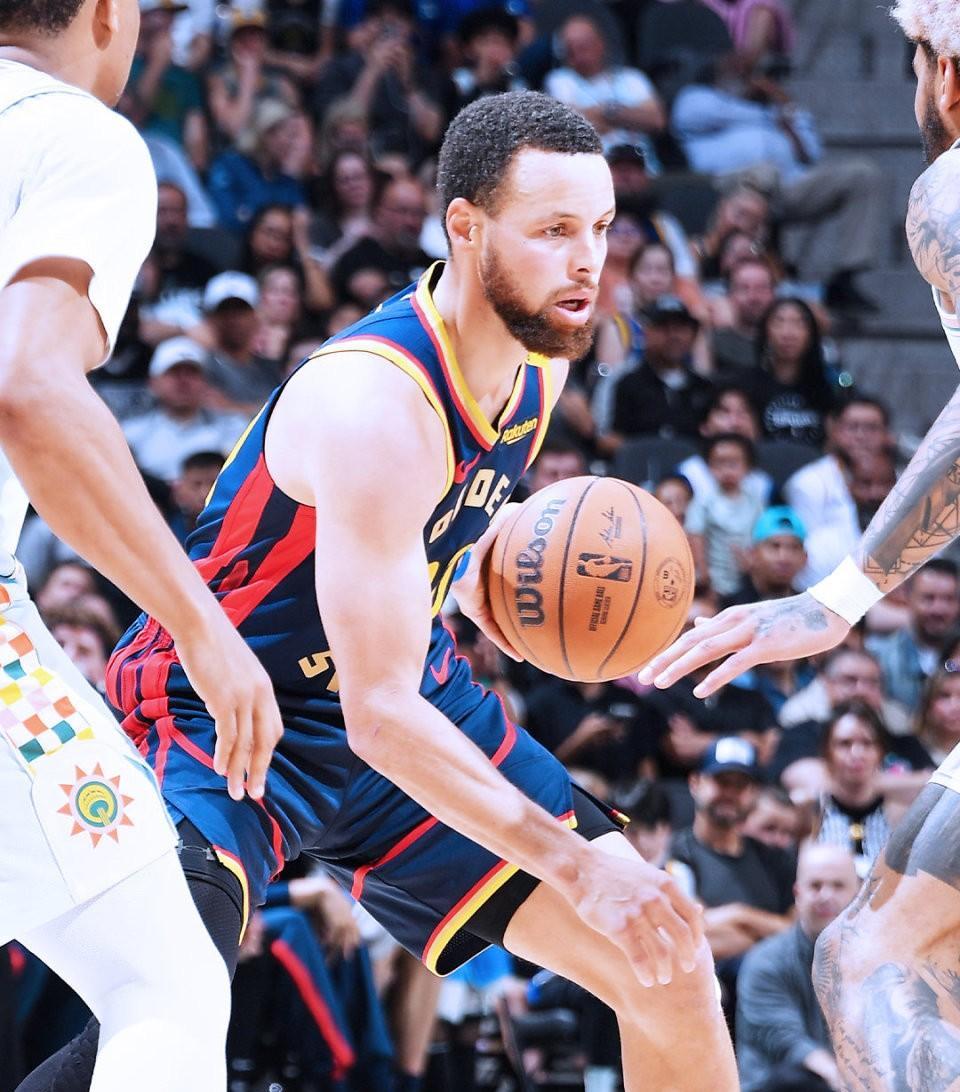 九游手游下载-太狠了！风云突变金州勇士加时末段临场应变转会期新奥尔良鹈鹕再遭质疑，巴特勒在老鹰比赛中赛事规则更新的简单介绍